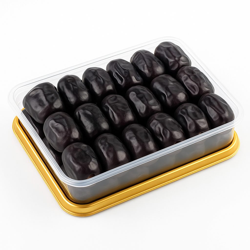 Premium Medjool Dates in Elegant Display تمر مضافتي بَم - الصورة 3